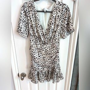 Xs Adelyn Rae ruched leopard dress